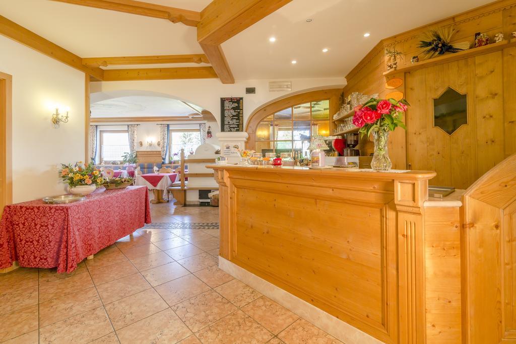 Garni La Stua Hotel 3*