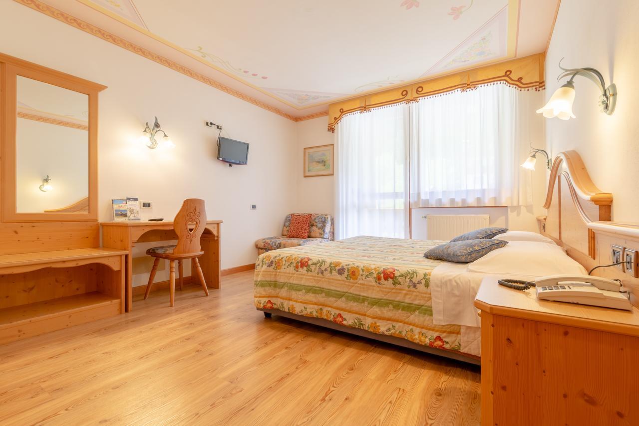 Garni La Stua Hotel 3*